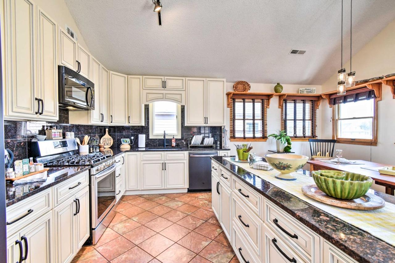 High-End Canalfront Paradise With Dock And Kayaks! Kill Devil Hills Luaran gambar